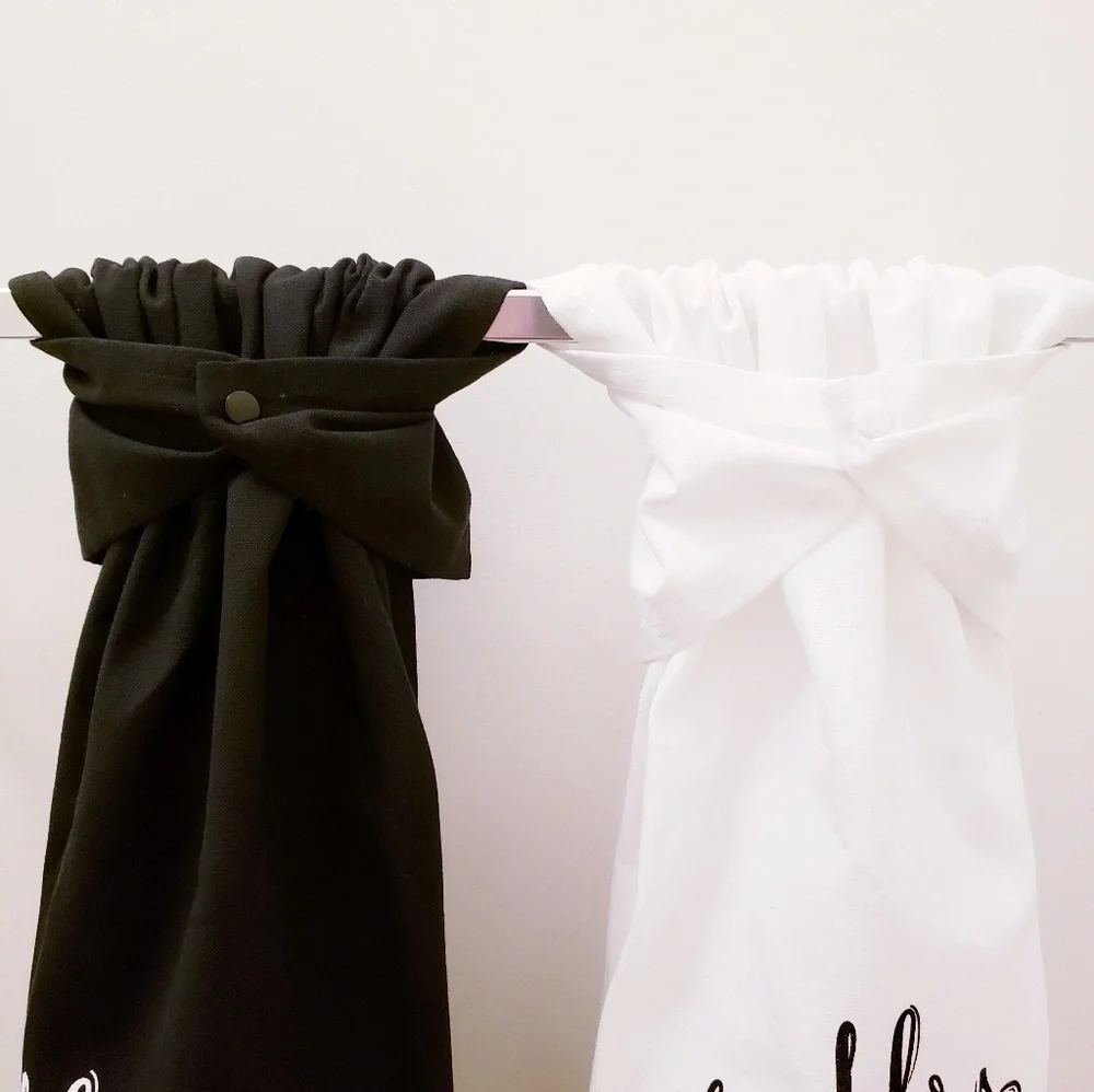 🆒️NEW! Mr & Mrs Hang'N'Snap Hand Towels Set 🤍Gold plastic snaps